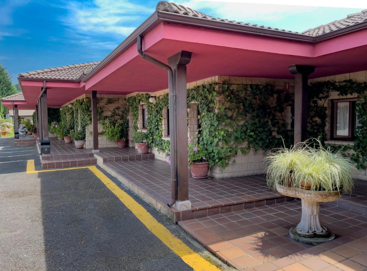 Hotel Rural "La Ruta De Cabrales" Mestas De Con Kültér fotó