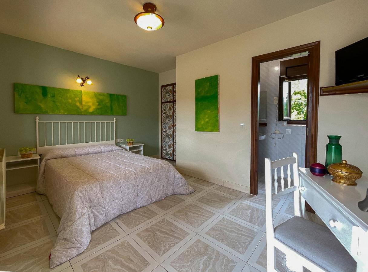 Hotel Rural "La Ruta De Cabrales" Mestas De Con Kültér fotó