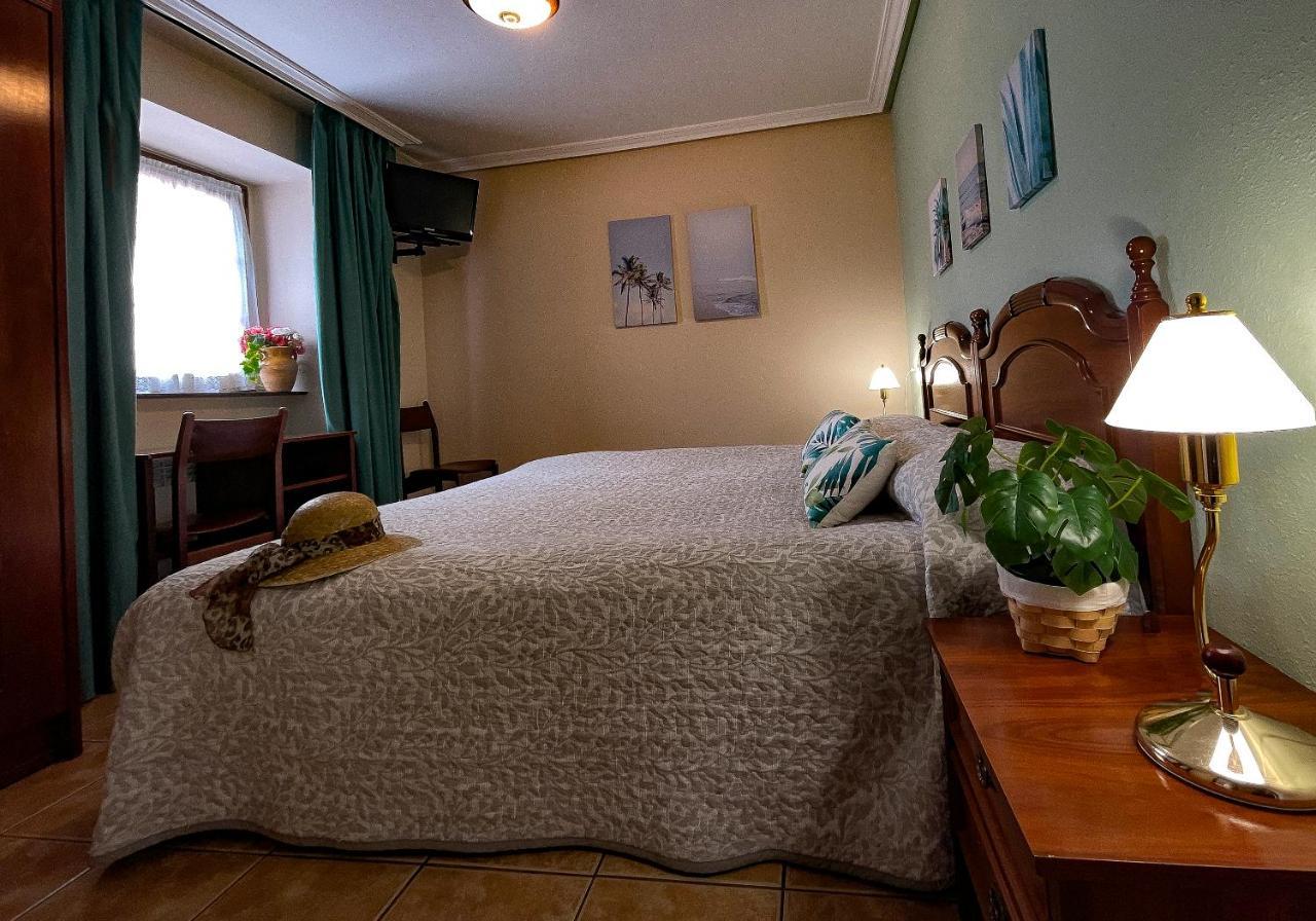Hotel Rural "La Ruta De Cabrales" Mestas De Con Kültér fotó